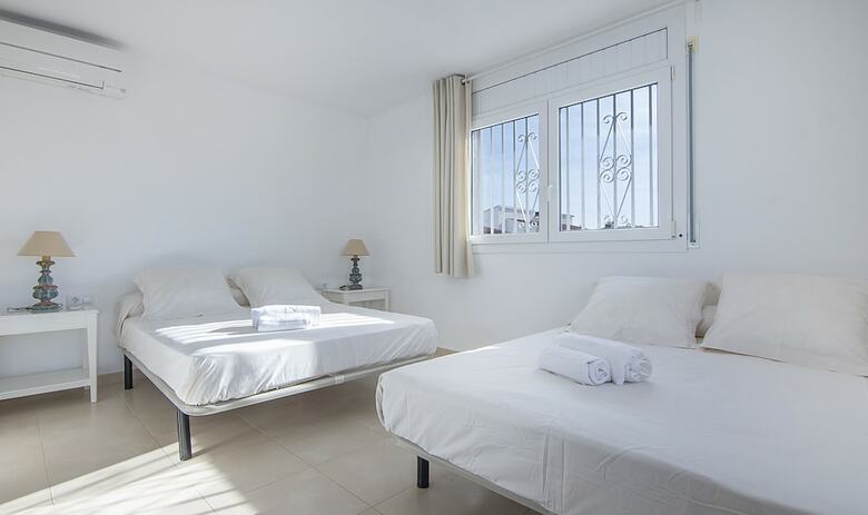 Villa 50m From The Beach In Cambrils Th 11