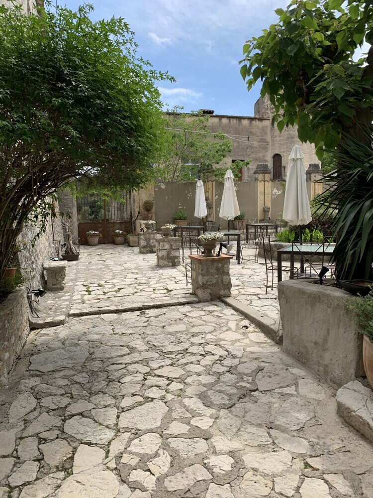 Hotel H�tel de L'abbaye