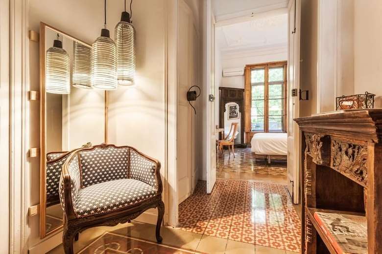 Bed & Breakfast Factory Suites Barcelona