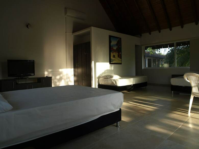 Bed & Breakfast Cartagena Beach Bungalows