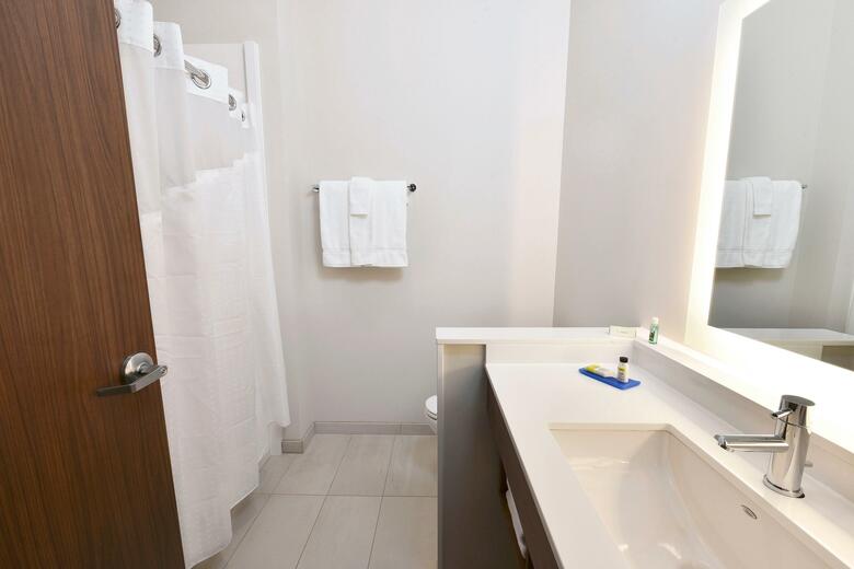 Hotel Holiday Inn Express & Suites Madisonville