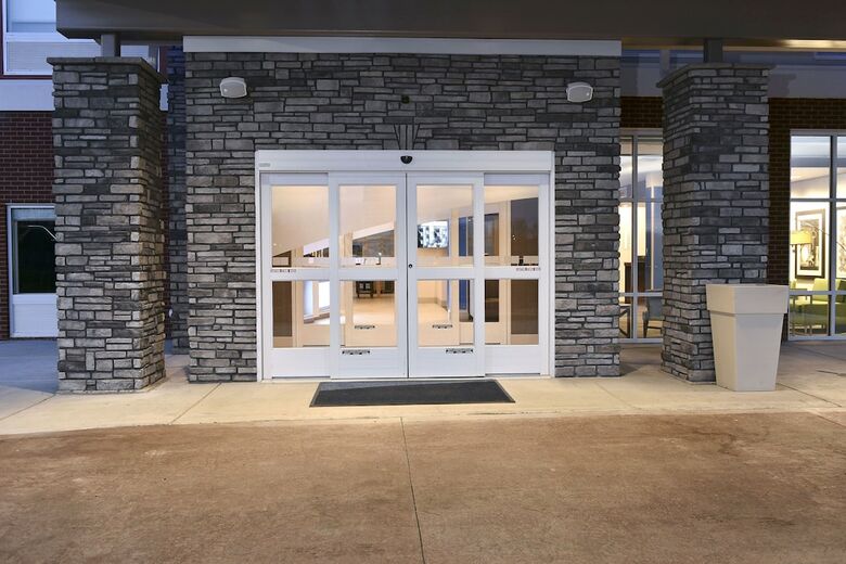 Hotel Holiday Inn Express & Suites Madisonville