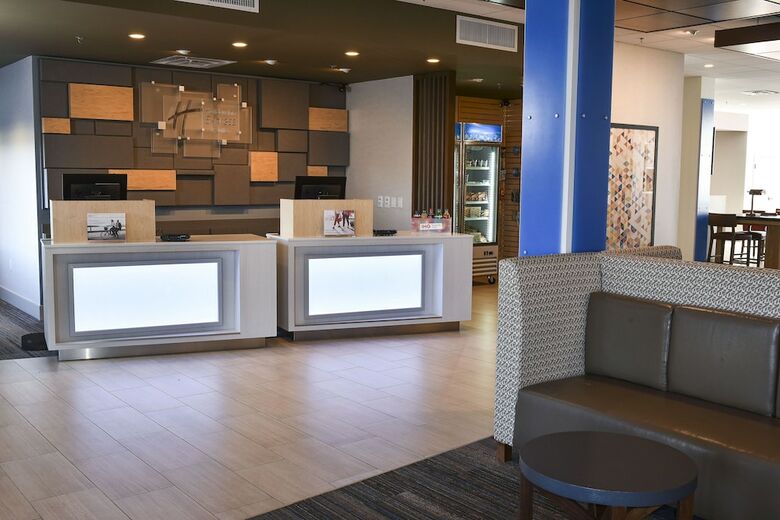Hotel Holiday Inn Express & Suites Madisonville