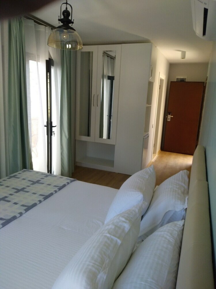 Pharos Boutique Hotel