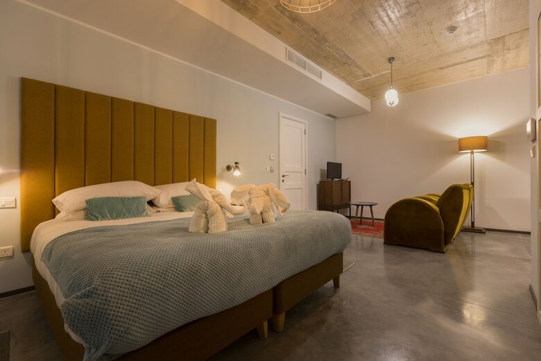 Apartamentos Sally Port Suites