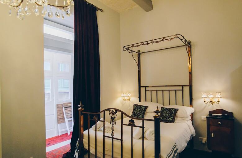 Apartamentos Sally Port Suites