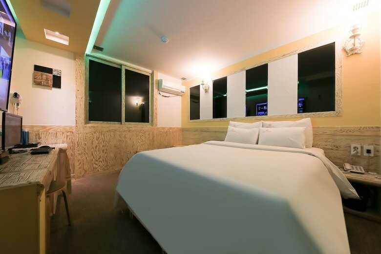 Hotel Bobos