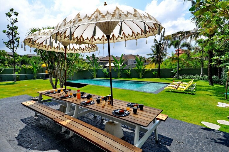 Majestic 5br Villa Del Boca