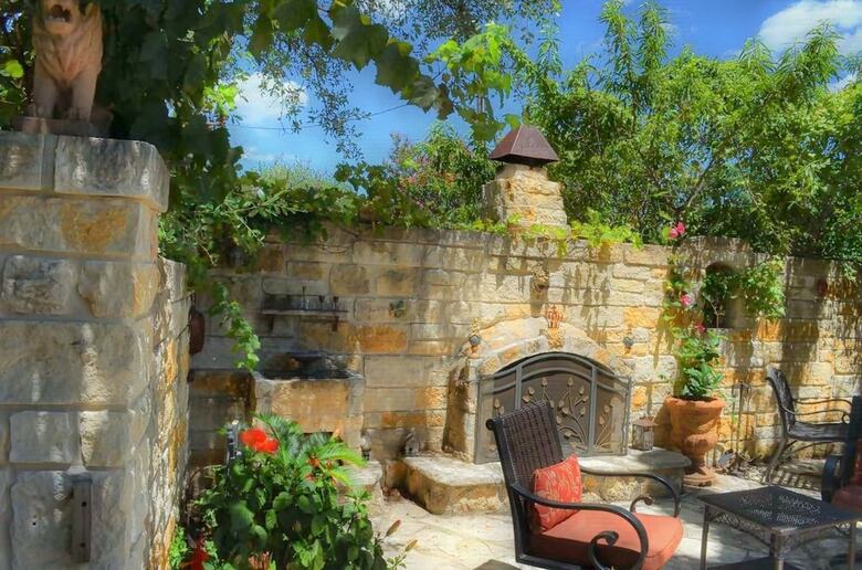 Bed & Breakfast Rarumpelpunzeldornaschenwittchen