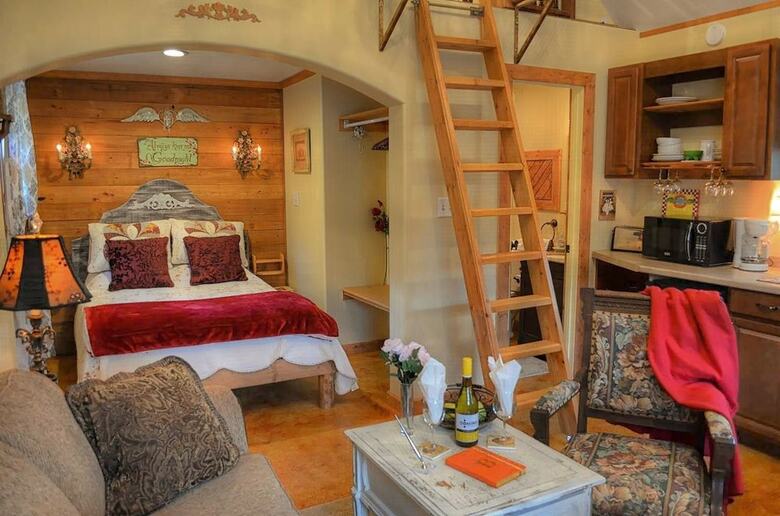 Bed & Breakfast Rarumpelpunzeldornaschenwittchen