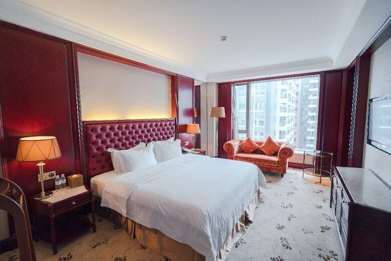 King Century Hotel