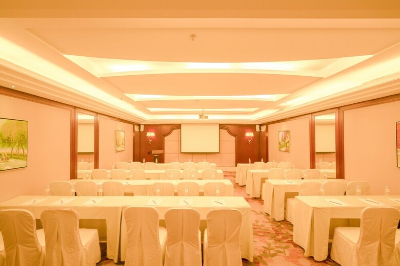 King Century Hotel