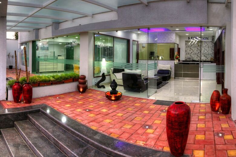 Hostal Hotel Rajmahal Inn
