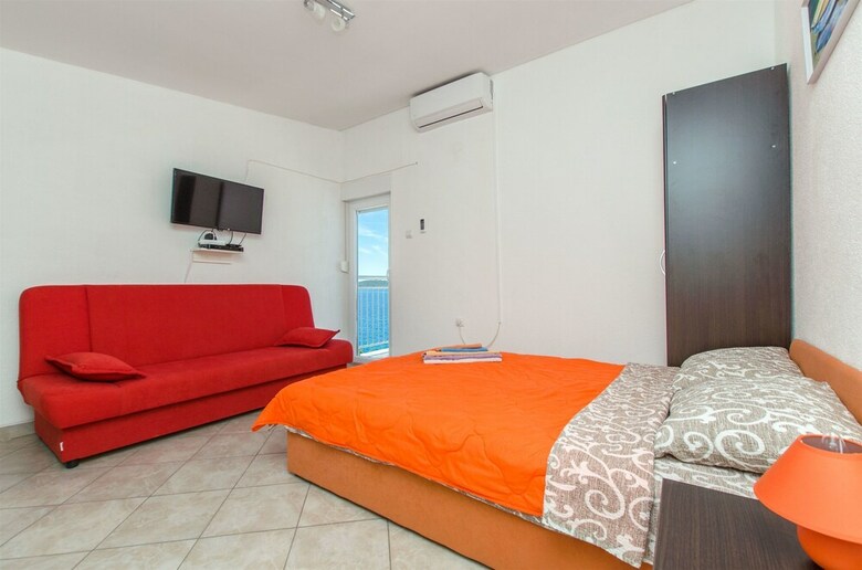 Apartments More