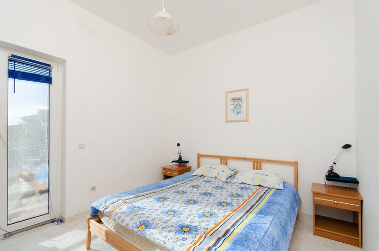 Apartments Danilo