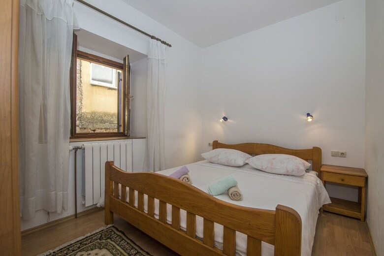 Apartments Jak?a