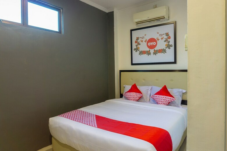 Hostal Oyo 916 Bintara Guest House
