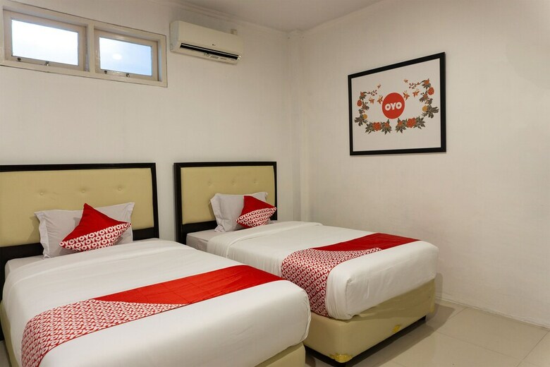 Hostal Oyo 916 Bintara Guest House