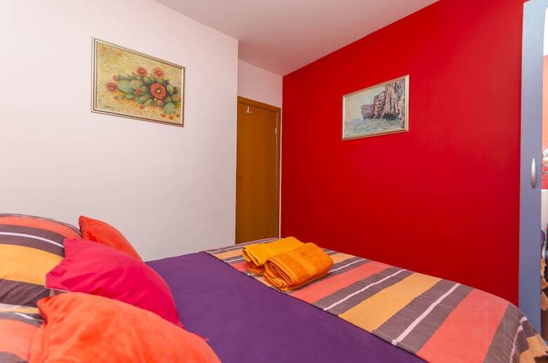 Apartments Pupa