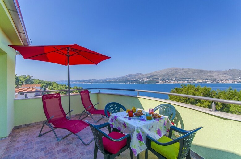 Apartments Pava
