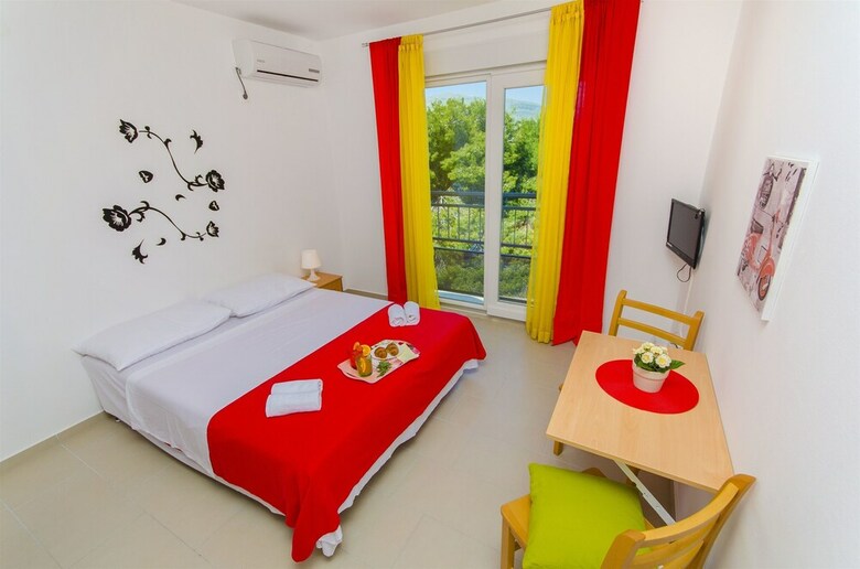 Apartments Pava