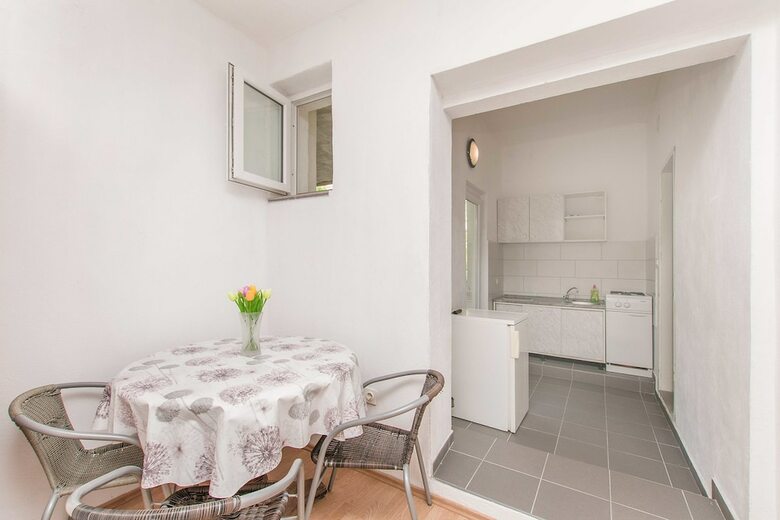 Apartments And Rooms Perica