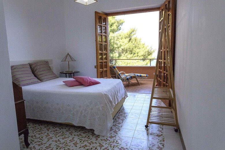 Villa Da Irma E Clelia. Addaura-mondello