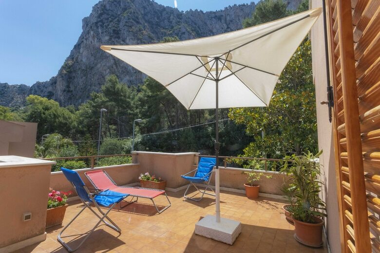 Villa Da Irma E Clelia. Addaura-mondello