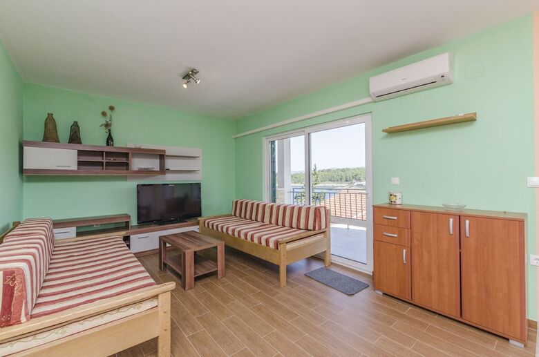 Apartment Ivo