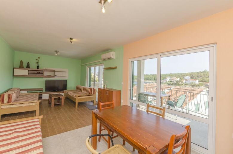 Apartment Ivo