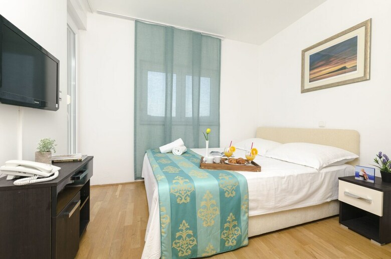 Apartments Maja