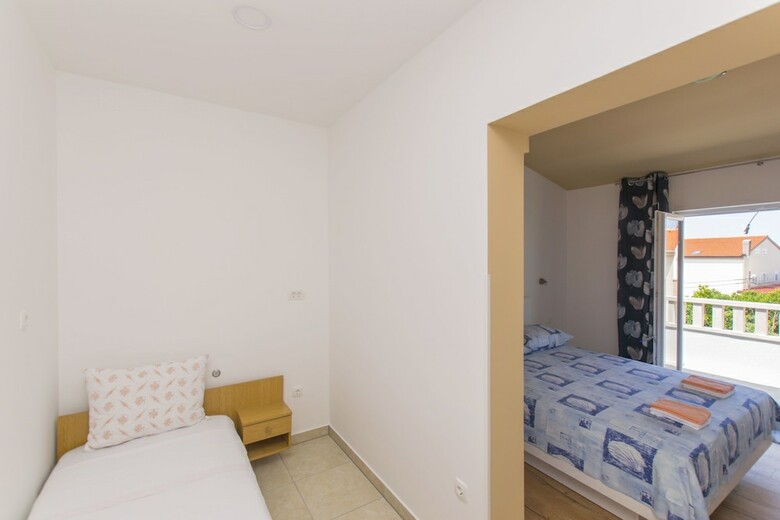 Apartments And Room Central Position