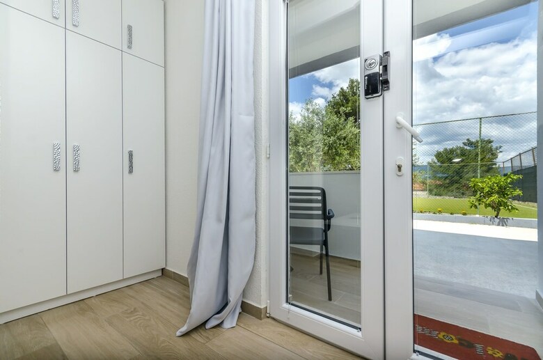 Apartment And Rooms Villa Niko