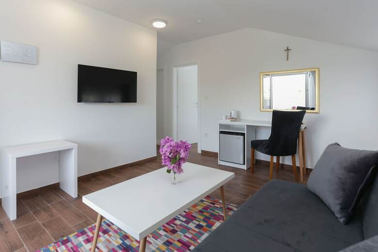 Apartment And Rooms Villa Niko