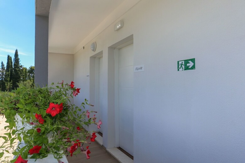 Apartment And Rooms Villa Niko