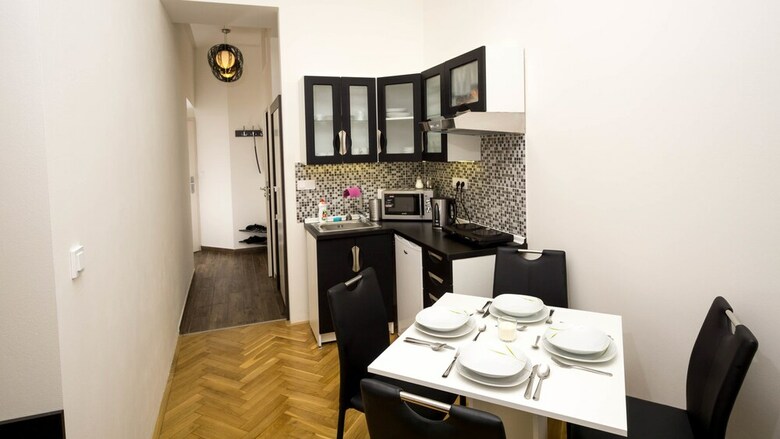 Black & White Apartment By Wenceslas Sq.