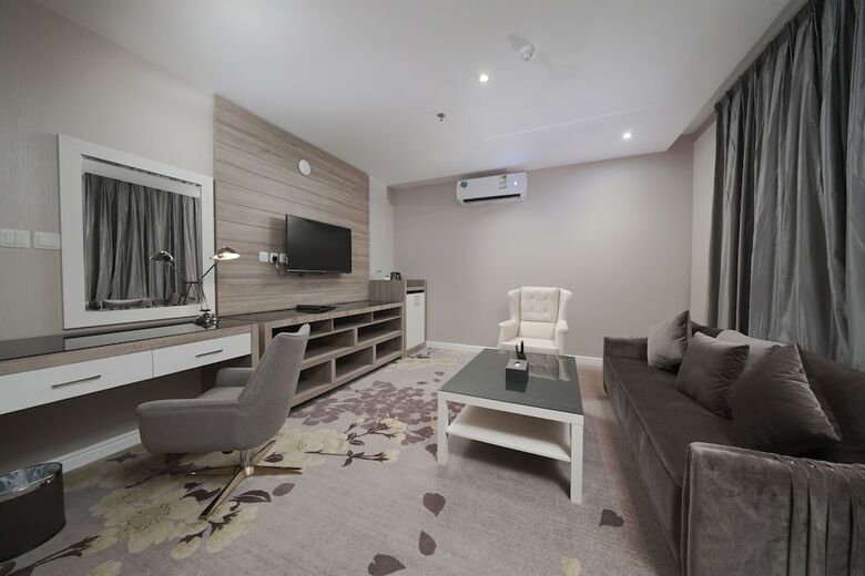 Hotel Swiss In Park Tabuk