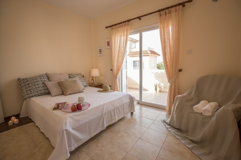 Ayia Triada Beach View Villa