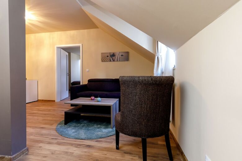 Aparthotel Apartments Menuet