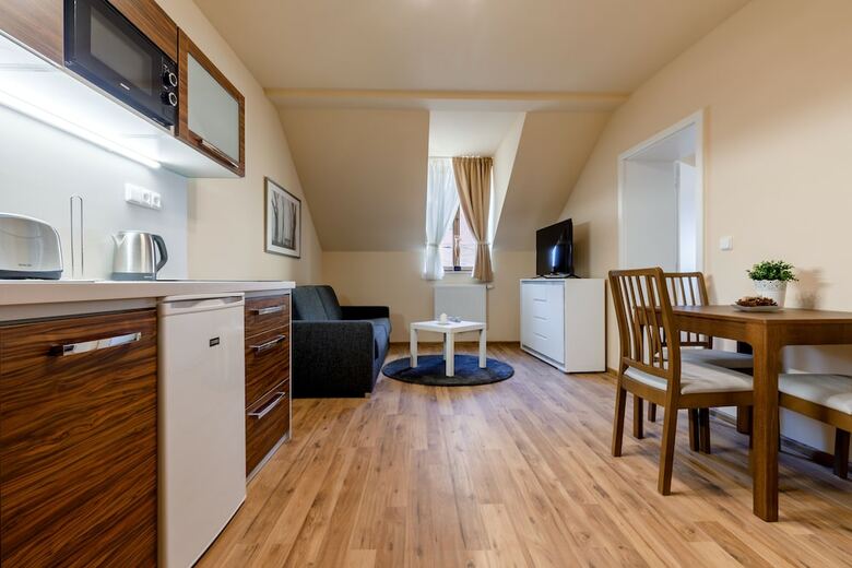 Aparthotel Apartments Menuet