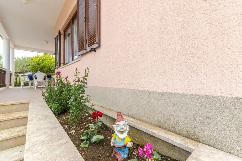 Apartment Tunjara