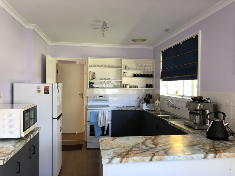 Canberra Entire House 3 Bedroom