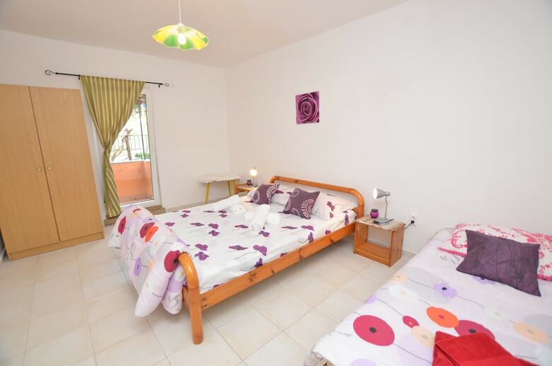 Apartments Davor