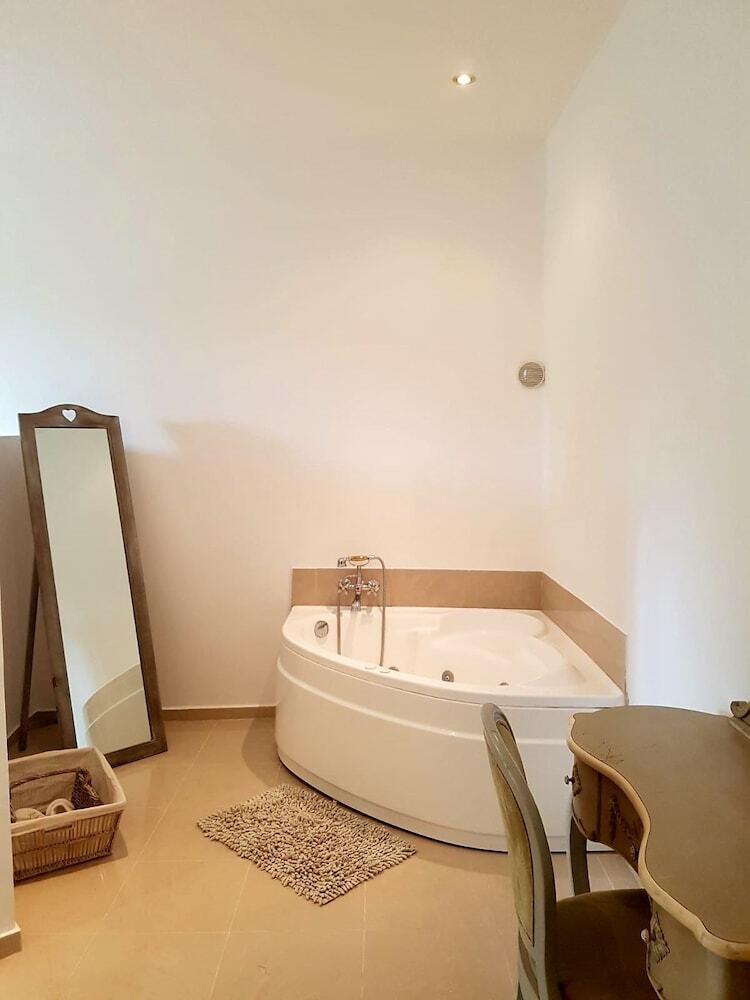 Bed & Breakfast La Colline Des Oliviers