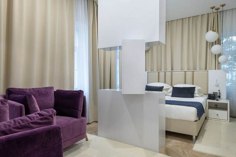 V Hotel Tverskaya