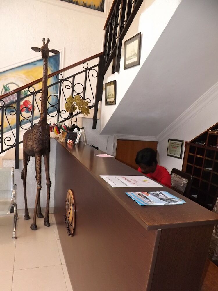 Hotel La Playa Suites