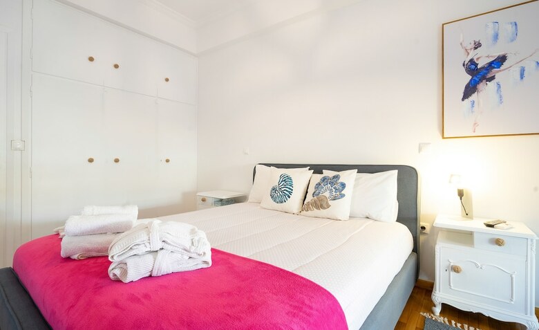 Unique Apartment In Glyfada Center