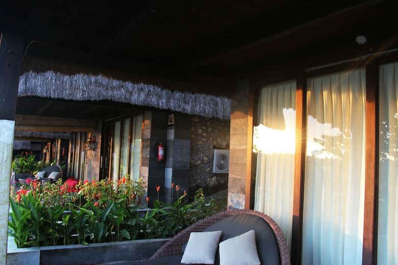 Bed & Breakfast Agung View Nusa Penida
