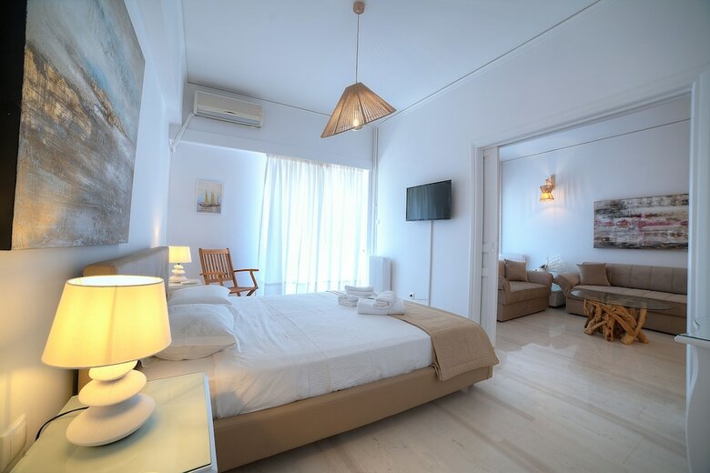 L' Apartment Blanc Dans Le Centre de Glyfada