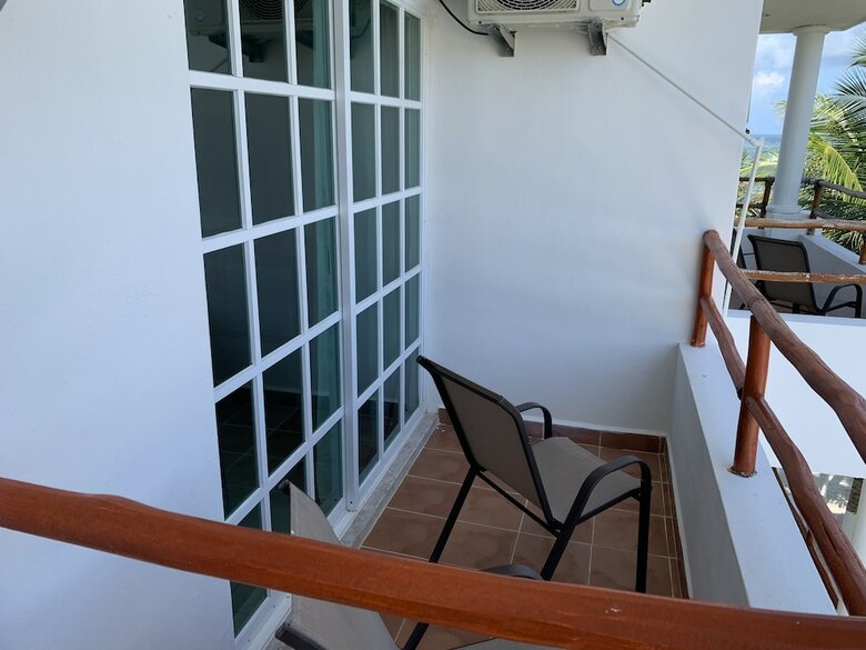 Taffeit Beach Hotel